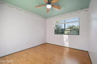 335 W Oak Hills Drive, Oracle, AZ 85623 - Photo 24