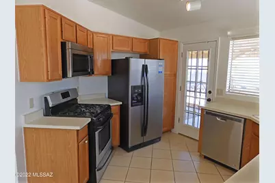4776 W Rosebay Street, Tucson, AZ 85742 - Photo 8