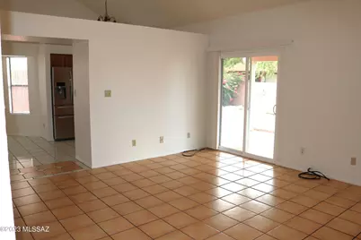 9690 N Donegal Place, Tucson, AZ 85742 - Photo 6