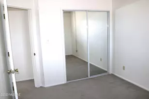 9690 N Donegal Pl, Tucson, AZ 85742 - Photo 14