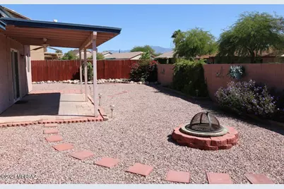 9690 N Donegal Place, Tucson, AZ 85742 - Photo 16