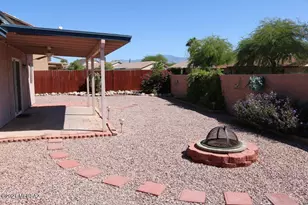 9690 N Donegal Pl, Tucson, AZ 85742 - Photo 16