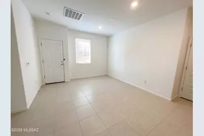 10469 W Beaman Lane, Marana, AZ 85653 - Photo 16