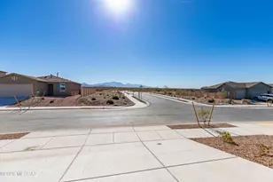 8775 E Creamy Cliffrose Trl, Vail, AZ 85641 - Photo 4