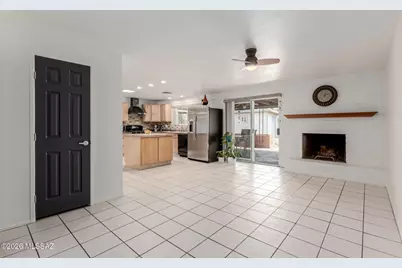 8808 E Wallen Ridge Drive, Tucson, AZ 85710 - Photo 4