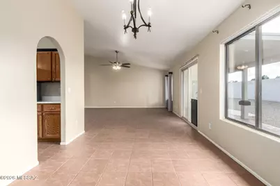 9321 E Lochnay Lane, Tucson, AZ 85747 - Photo 8