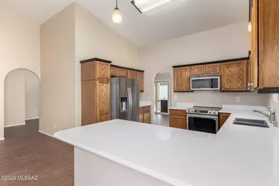 9321 E Lochnay Lane, Tucson, AZ 85747 - Photo 10