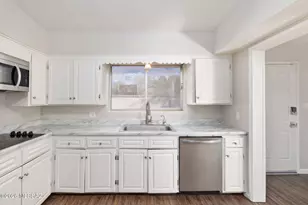 2439 E 8th St, Tucson, AZ 85719 - Photo 20