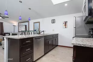 990 W Paria Ln, Tucson, AZ 85704 - Photo 8