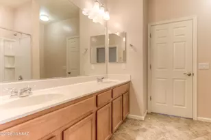 8291 E Magee Hill Loop, Tucson, AZ 85710 - Photo 14