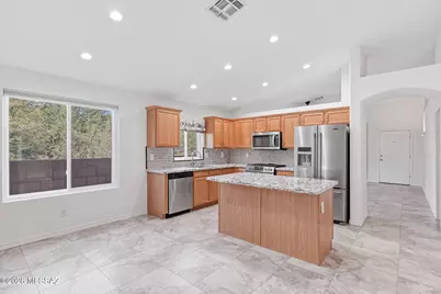 8325 N Austin Nikolas Court, Tucson, AZ 85704 - Photo 10