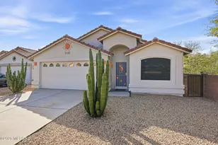 8325 N Austin Nikolas Ct, Tucson, AZ 85704 - Photo 2