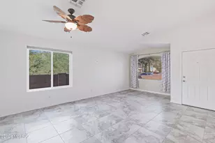8325 N Austin Nikolas Ct, Tucson, AZ 85704 - Photo 8