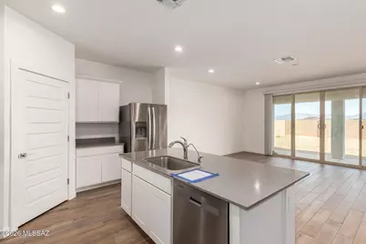 680 W Lexington Street, Vail, AZ 85641 - Photo 10