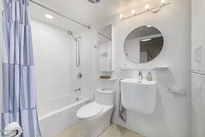 2 W Greenock Drive #2D, Tucson, AZ 85737 - Photo 2
