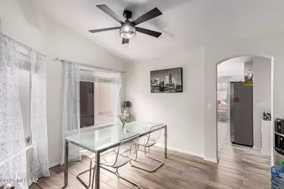 7951 S Wild Primrose Avenue, Tucson, AZ 85747 - Photo 12