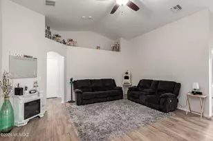 7951 S Wild Primrose Ave, Tucson, AZ 85747 - Photo 10