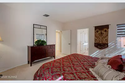 1937 W Via Nuevo Leon, Green Valley, AZ 85622 - Photo 18