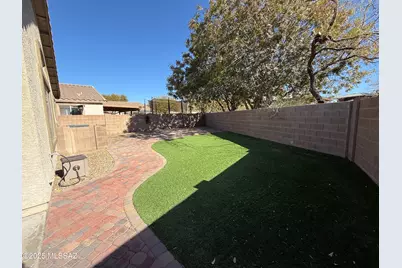 12432 N Floating Feather Lane, Marana, AZ 85658 - Photo 18