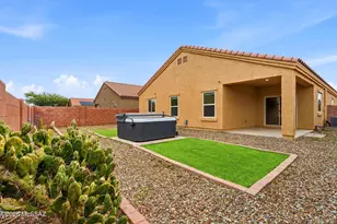 12394 W Reyher Farms Loop, Marana, AZ 85653 - Photo 2