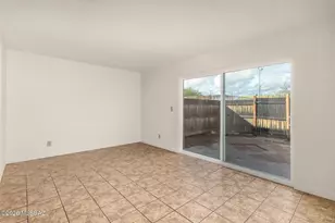 712 W Limberlost Dr, Tucson, AZ 85705 - Photo 8