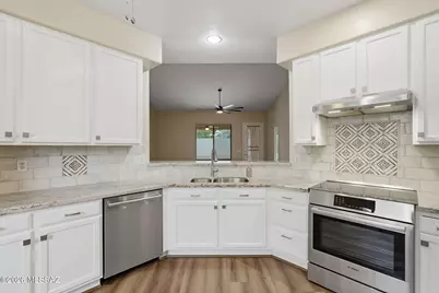 13401 N Rancho Vistoso Boulevard #81, Oro Valley, AZ 85755 - Photo 6