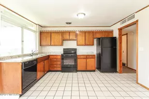 8411 E Colette St, Tucson, AZ 85710 - Photo 6