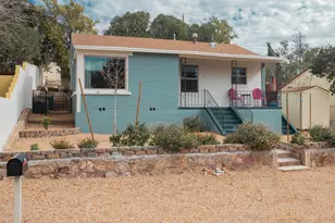 612 Oliver Cir, Bisbee, AZ 85603 - Photo 2