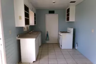 704 N Flagstaff Ave, Willcox, AZ 85643 - Photo 8