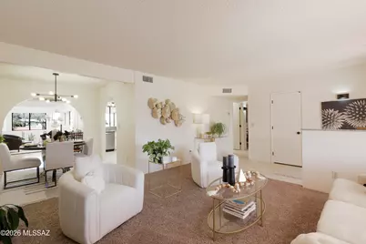 110 W Calle Melendrez, Green Valley, AZ 85614 - Photo 4