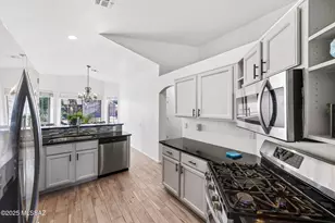 7589 E Via Los Arbustos, Tucson, AZ 85750 - Photo 30