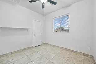 12084 W Makenna Ln, Marana, AZ 85653 - Photo 10