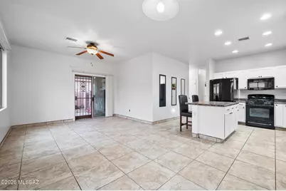 12084 W Makenna Lane, Marana, AZ 85653 - Photo 30