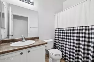 12084 W Makenna Ln, Marana, AZ 85653 - Photo 8