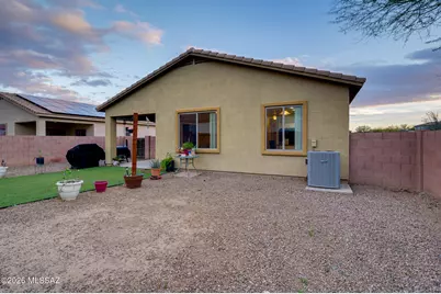 12084 W Makenna Lane, Marana, AZ 85653 - Photo 38