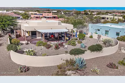 657 S Placita Del Desierto, Green Valley, AZ 85614 - Photo 2