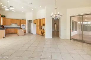 38665 S Sand Crest Dr, Tucson, AZ 85739 - Photo 10