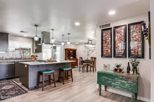 2124 S Oak Park Dr, Tucson, AZ 85710 - Photo 12