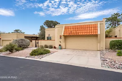901 E Camino Corrida, Oro Valley, AZ 85704 - Photo 2