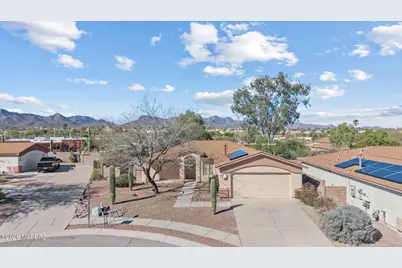 2313 W Horseshoe Place, Tucson, AZ 85745 - Photo 2