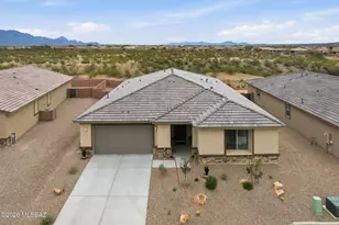 249 N Pecan Canyon Ln, Sahuarita, AZ 85629 - Photo 1