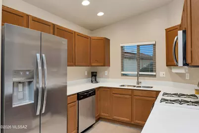 6085 N Panorama View Drive, Tucson, AZ 85704 - Photo 10