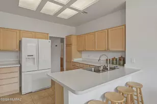 14700 N Flagstone Dr, Oro Valley, AZ 85755 - Photo 12