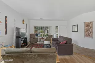 14700 N Flagstone Dr, Oro Valley, AZ 85755 - Photo 2