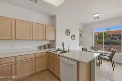 14700 N Flagstone Drive, Oro Valley, AZ 85755 - Photo 12