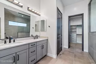 3560 N San Sebastian Dr, Tucson, AZ 85750 - Photo 18