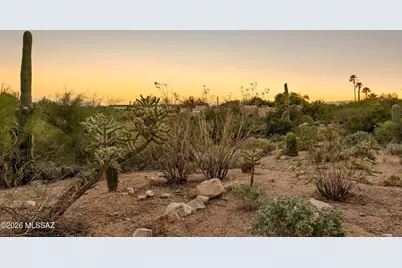 6524 N Foothills Drive, Tucson, AZ 85718 - Photo 6