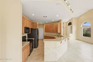 13401 N Rancho Vistoso Blvd, Oro Valley, AZ 85755 - Photo 10