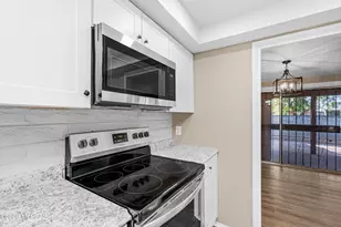 8300 N Mesquite Shadows Dr, Tucson, AZ 85704 - Photo 14