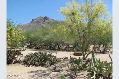 8300 N Mesquite Shadows Drive, Tucson, AZ 85704 - Photo 28